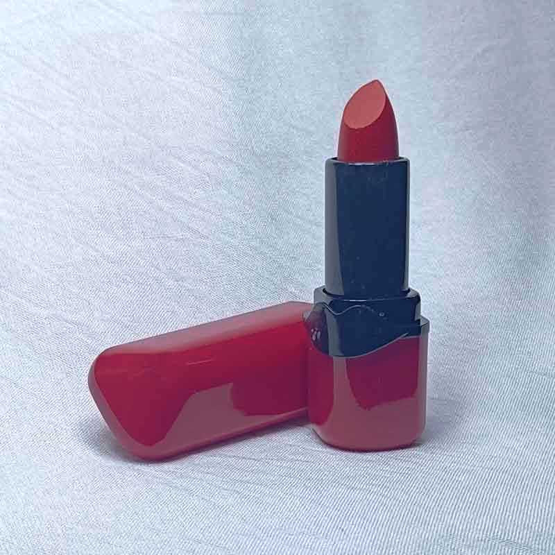Luxurious Matte Velvet Lipstick - Long-Lasting, Intense Color