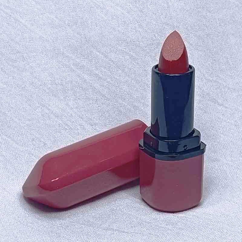 Luxurious Matte Velvet Lipstick - Long-Lasting, Intense Color