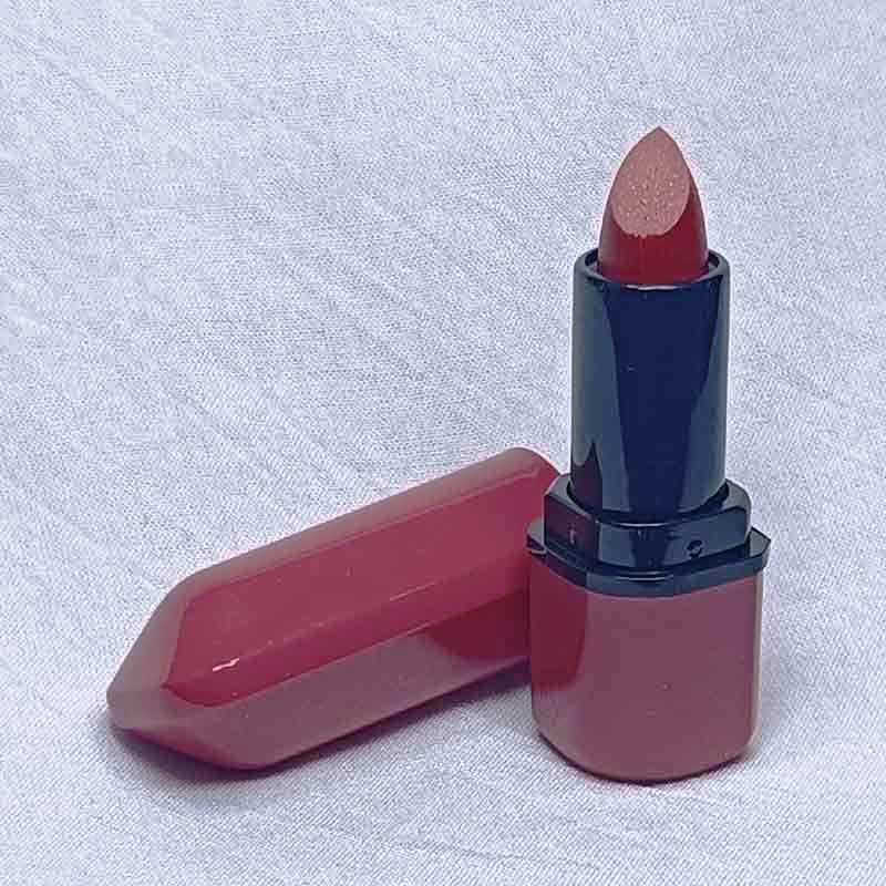 Luxurious Matte Velvet Lipstick - Long-Lasting, Intense Color